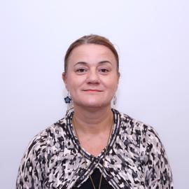 Maria Kambanaros